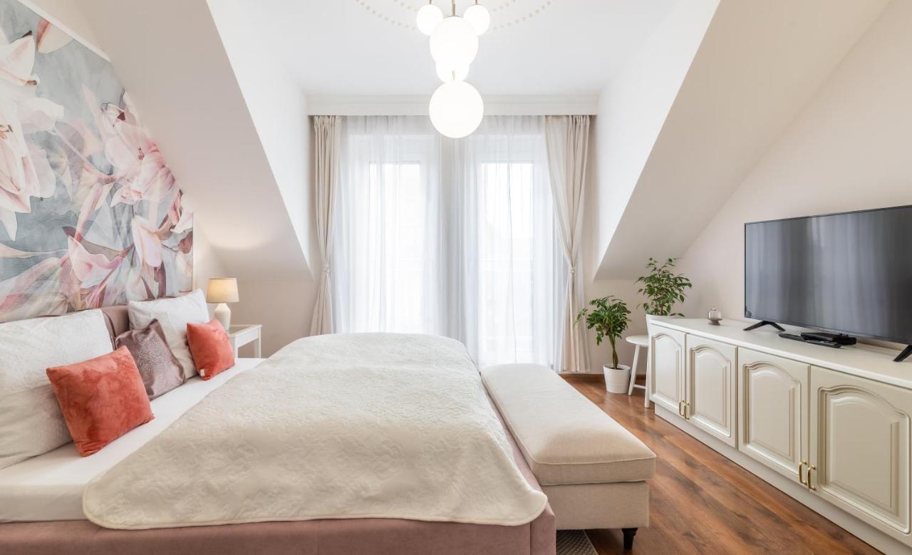 Monarchia Apartman Pearl Mosonmagyaróvár Εξωτερικό φωτογραφία